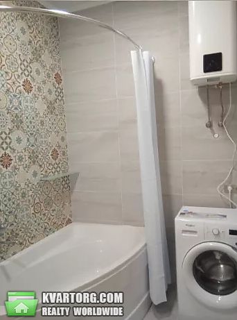 Rent out 2-room apartment. Киев, Кириловская — photo 8