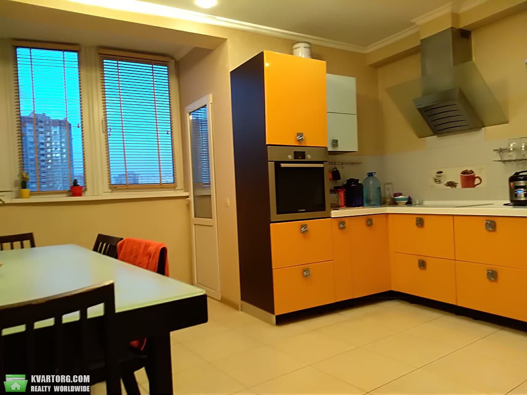 Sell 3-room apartment. Киев, Днепровская набережная — photo 9