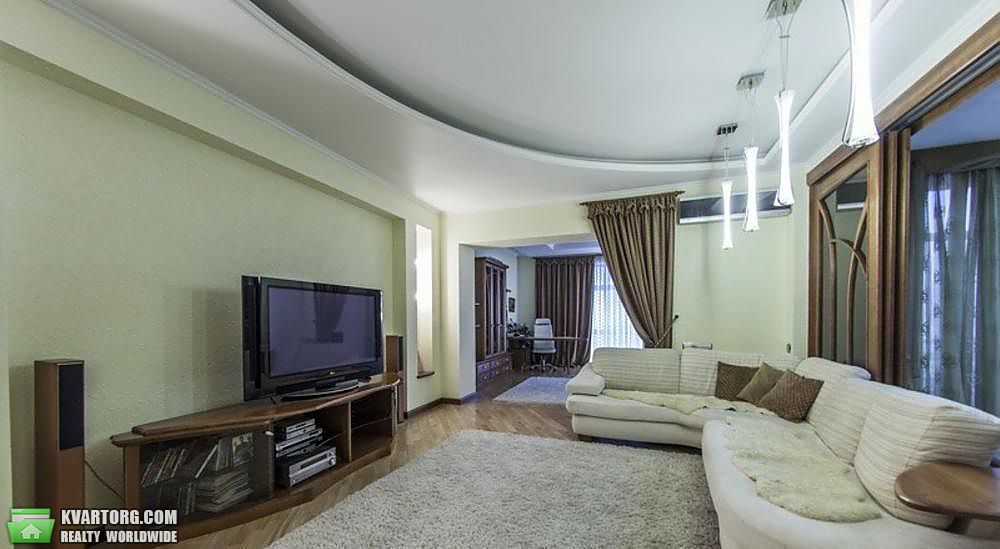 Rent out 3-room apartment. Киев,  Мирного Панаса — photo 3