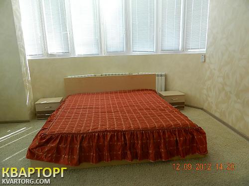 Rent out 1-room apartment. Киев,  Урловская — photo 1