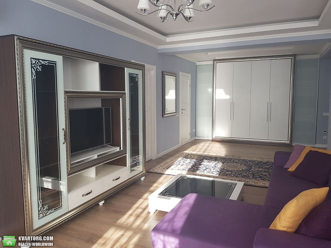 Rent out 2-room apartment. Киев,  Полтавская — photo 3