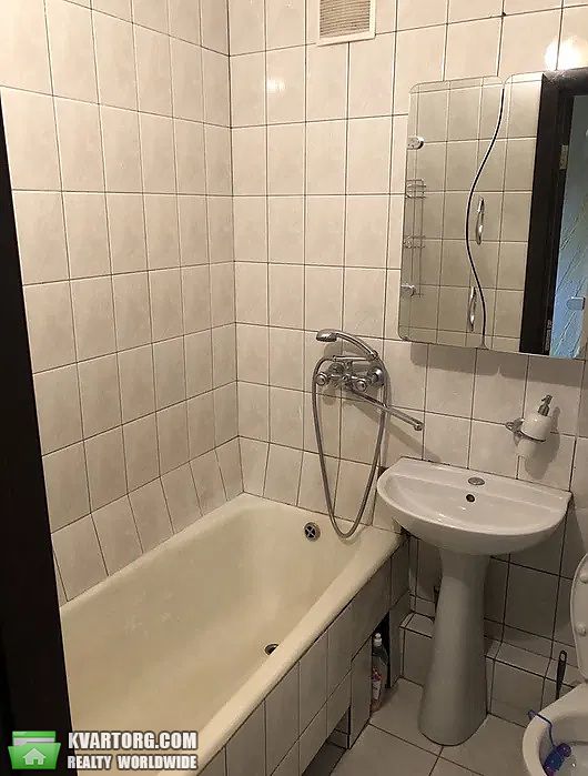 Sell 2-room apartment. Киев,  Метростроевская — photo 5