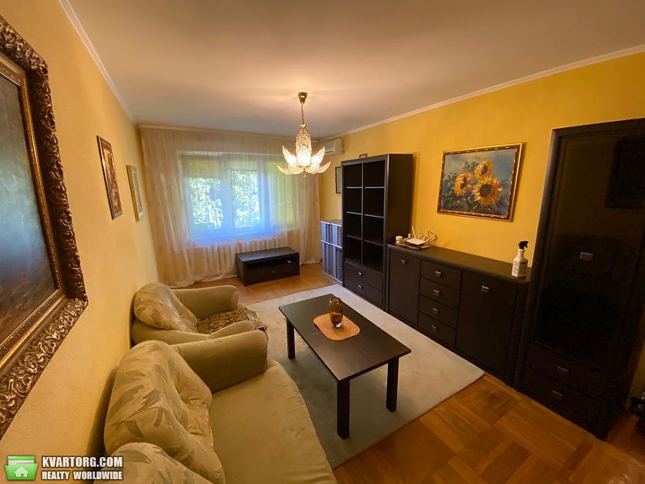 Sell 3-room apartment. Киев,  Вышгородская — photo 2