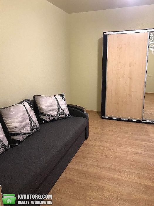Rent out 1-room apartment. Киев,  Львовская — photo 4