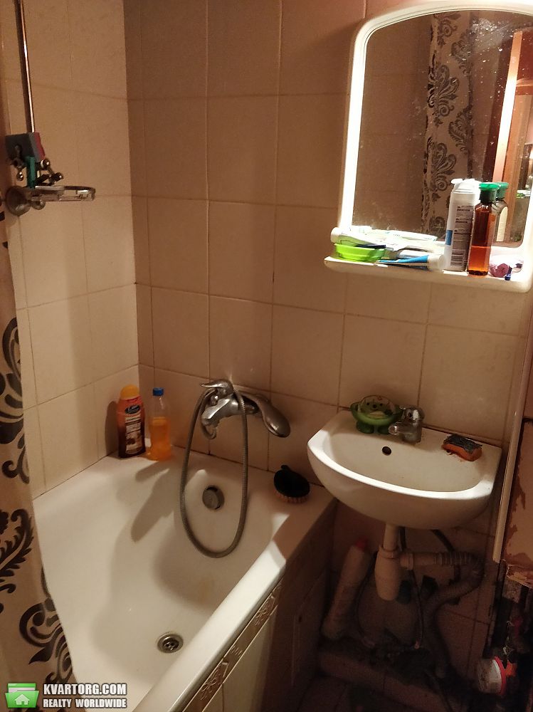 Sell 2-room apartment. Киев, Александровская Слободка — photo 4