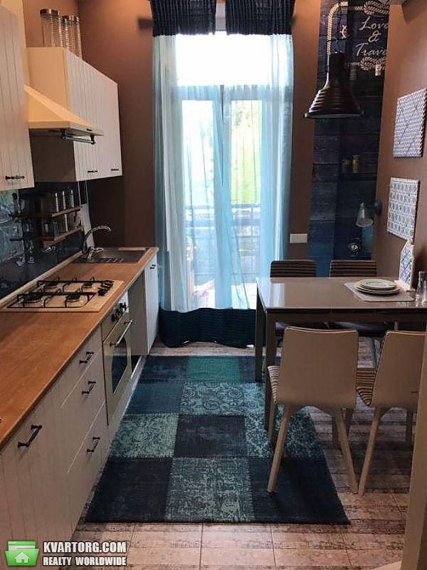 Rent out 3-room apartment. Киев,  Лысенко — photo 4