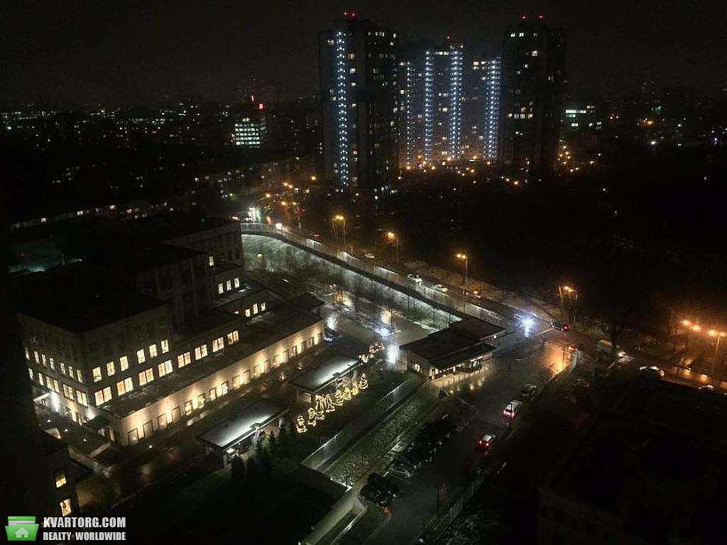 Rent out 3-room apartment. Киев, Сикорского — photo 10