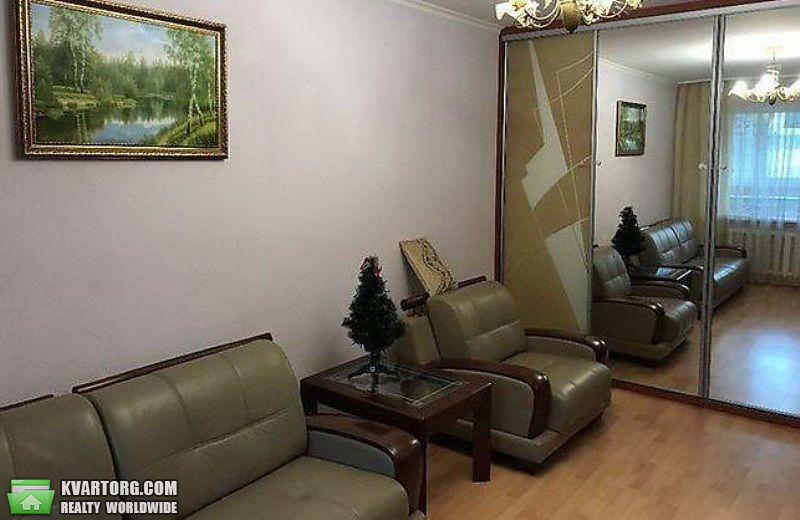 Sell 3-room apartment. Киев,  Маяковского — photo 1