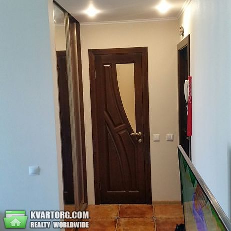 Rent out 3-room apartment. Киев,  Приречная — photo 3