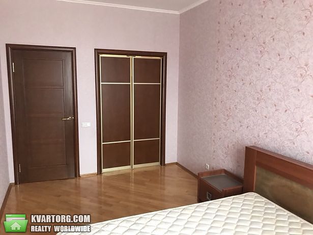 Rent out 2-room apartment. Киев,  Щекавицкая — photo 4