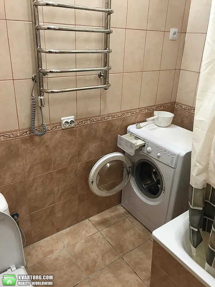 Rent out 1-room apartment. Киев, Левитана — photo 8