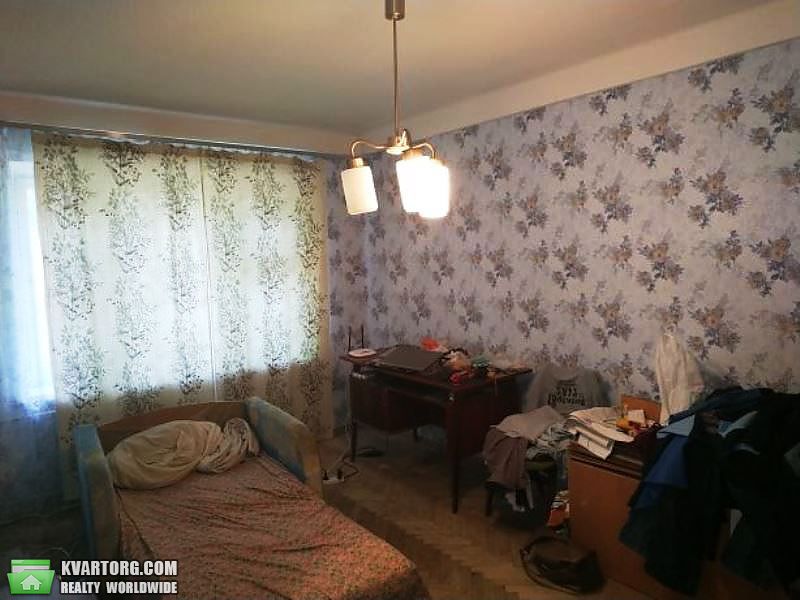Sell 2-room apartment. Киев,  Серова — photo 1