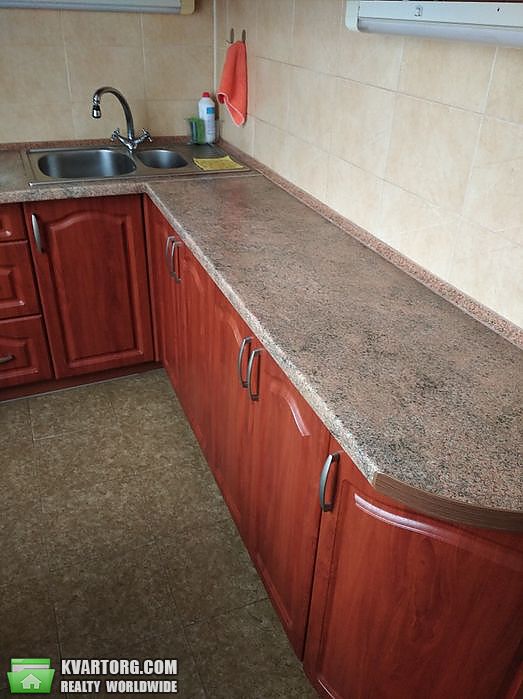 Sell 2-room apartment. Киев,  Автозаводская — photo 2