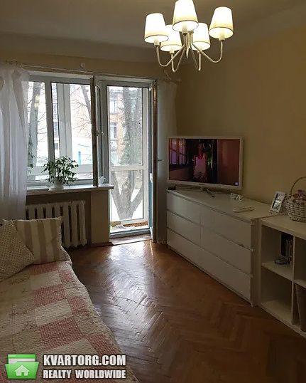 Sell 1-room apartment. Киев,  Метростроевская — photo 1