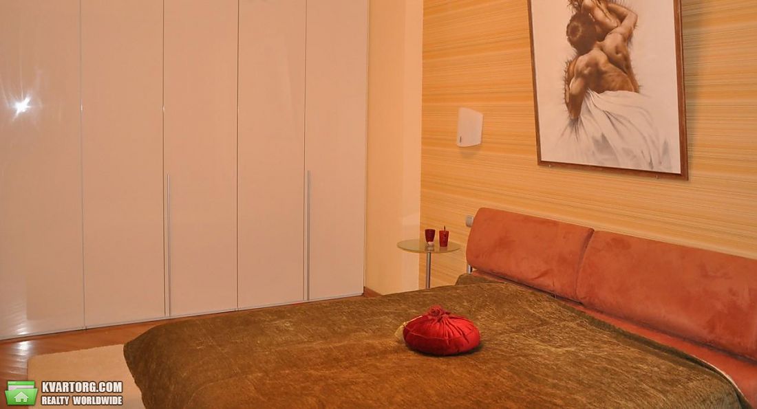 Rent out 4-room apartment. Киев,  Старонаводницкая — photo 2