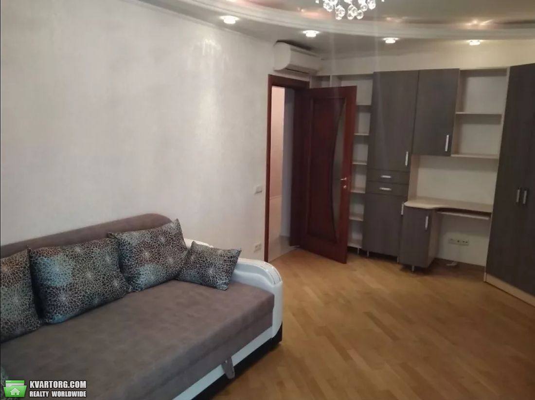 Rent out 3-room apartment. Киев,  Дашавская — photo 6