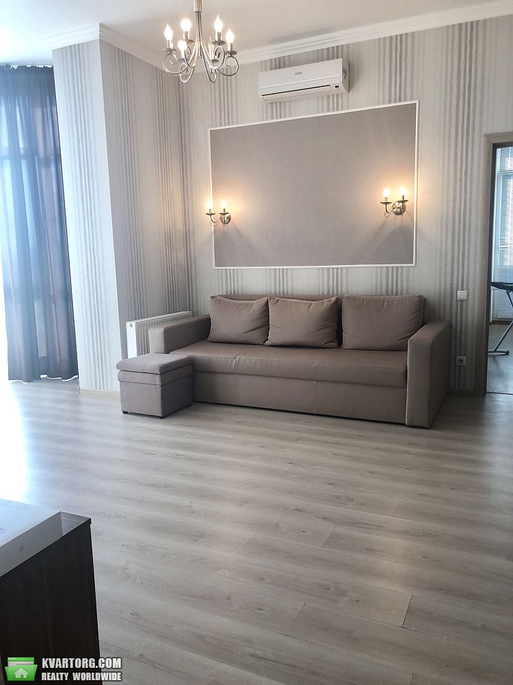 Sell 3-room apartment. Киев,  Глубочицкая — photo 1