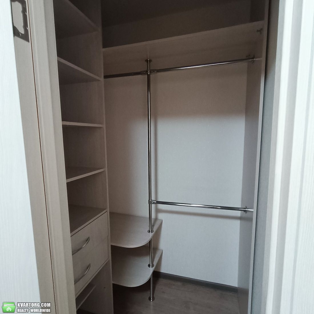 Rent out 1-room apartment. Киев, Бархатная — photo 7