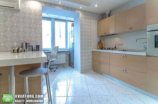 Sell 3-room apartment. Киев,  Потехина — photo 8