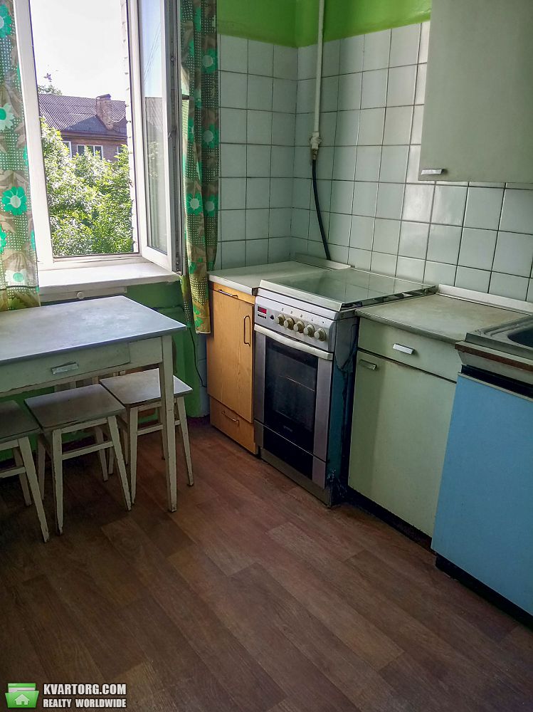 Sell 2-room apartment. Киев,  Белорусская — photo 1