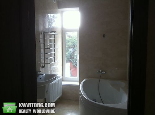 Rent out house. Киев, Садовая — photo 4