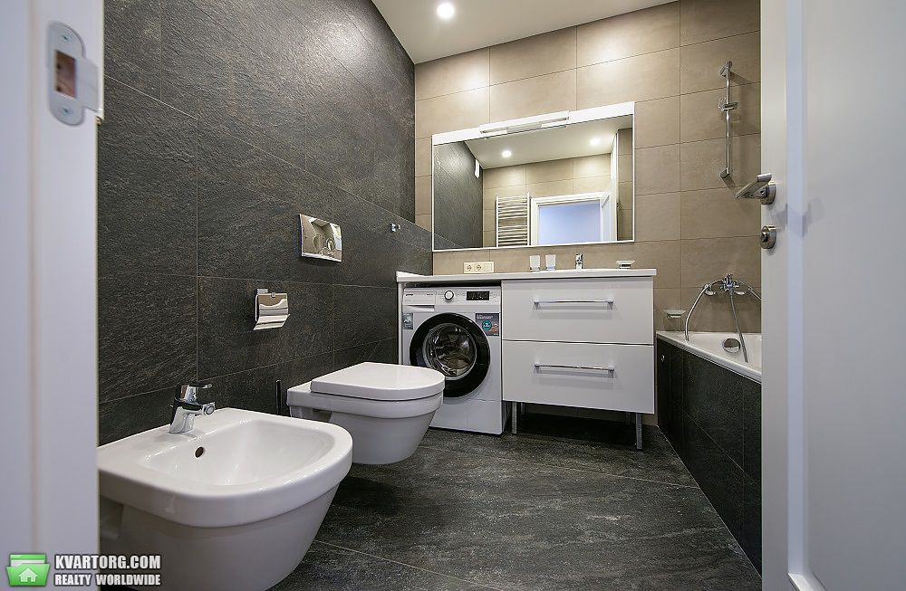 Rent out 3-room apartment. Киев,  Оболонский пр — photo 1