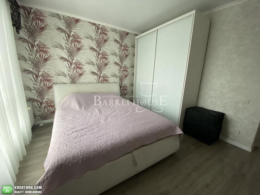Rent out 3-room apartment. Киевская обл., Крюковщина — photo 6