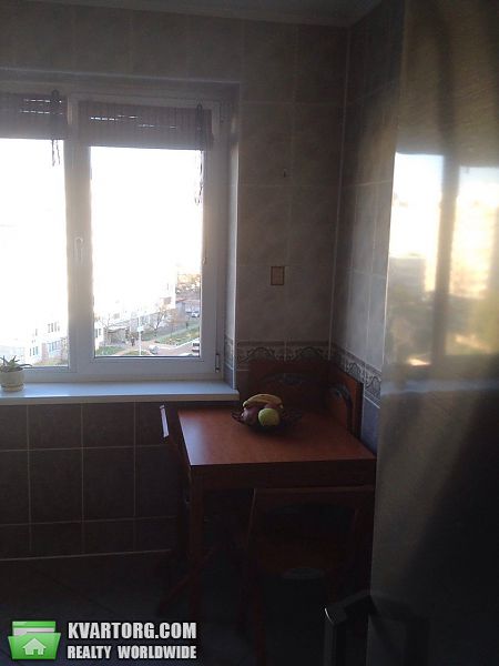 Sell 3-room apartment. Киев,  Приречная — photo 4