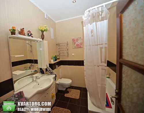 Rent out 2-room apartment. Киев, Почайнинская — photo 9