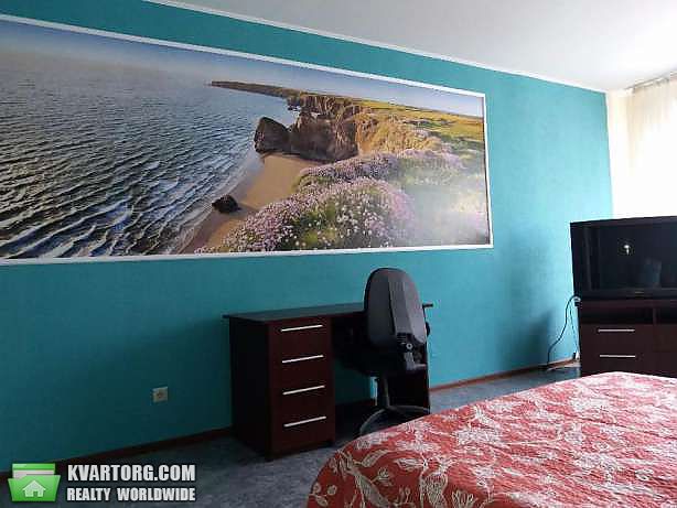 Rent out 1-room apartment. Киев, Гришка — photo 2