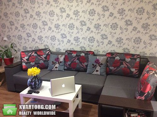Sell 2-room apartment. Киев, Урловская — photo 1