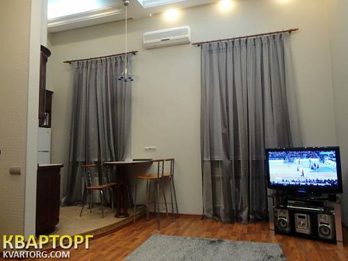 Rent out 2-room apartment. Киев,  Большая Васильковская — photo 3