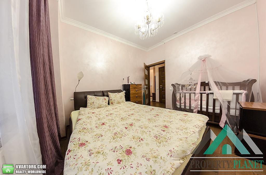 Rent out 2-room apartment. Киев,  Соломенская — photo 10