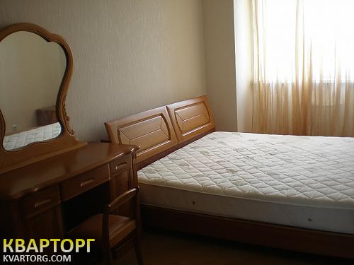 Rent out 3-room apartment. Киев, Курская — photo 5
