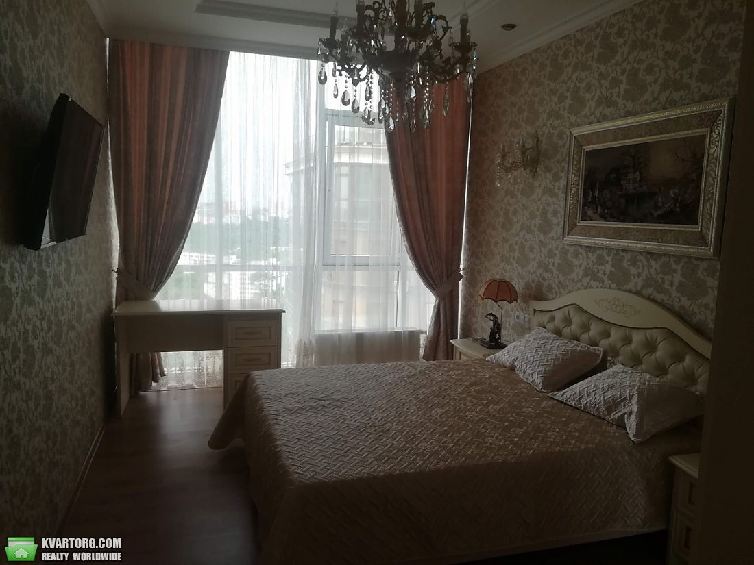 Rent out 2-room apartment. Одесса, Французский бульвар — photo 5