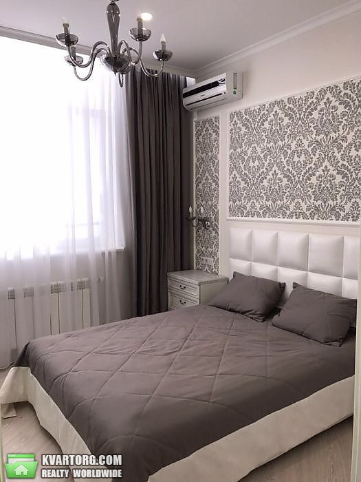 Sell 3-room apartment. Киев, Хоткевича — photo 1