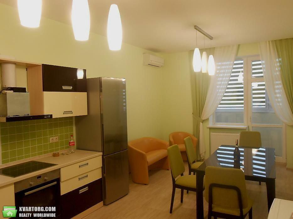 Rent out 3-room apartment. Киев,  Лабораторный пер — photo 5