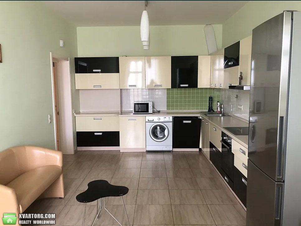 Rent out 2-room apartment. Киев,  Лабораторный пер — photo 4
