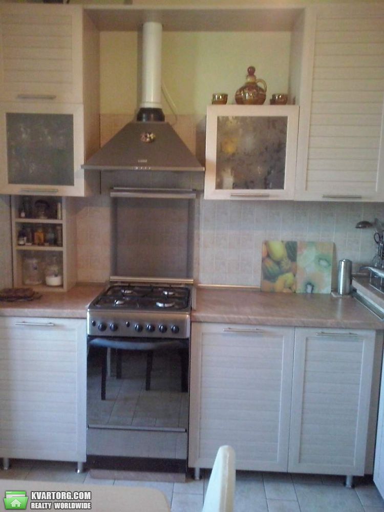 Sell 4-room apartment. Киев,  Булаховского — photo 4