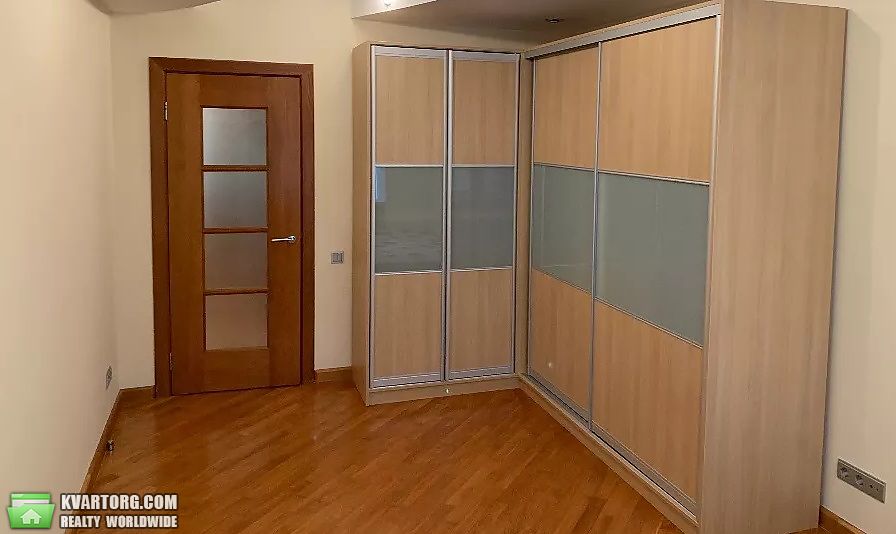 Sell 3-room apartment. Киев,  Вузовская — photo 1