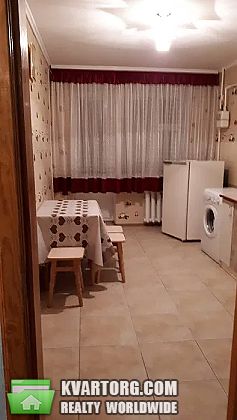 Rent out 2-room apartment. Киевская обл., Соборная — photo 3