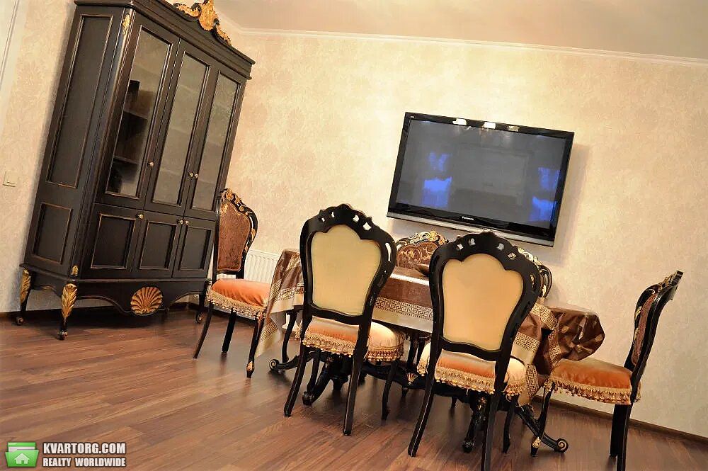 Rent out 2-room apartment. Киев,  Княжий Затон — photo 4
