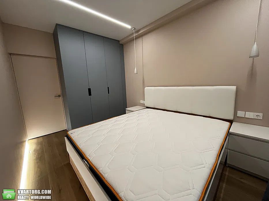 Rent out 1-room apartment. Киев, вул. Михайла Максимович — photo 1