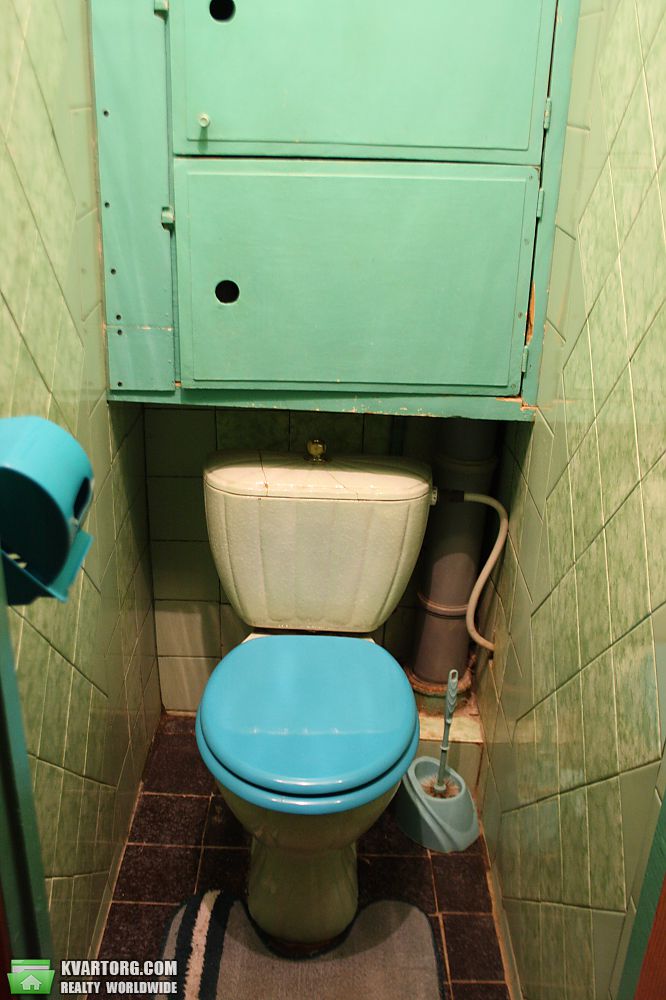 Rent out 2-room apartment. Киев,  Полярная — photo 9