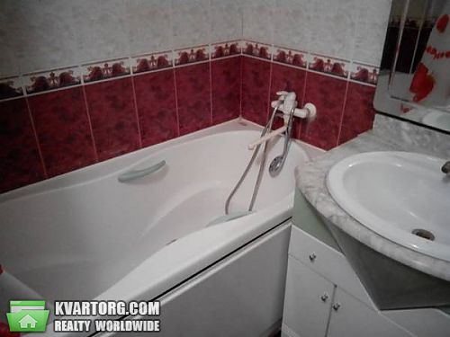 Rent out 2-room apartment. Киев, Руденко — photo 4