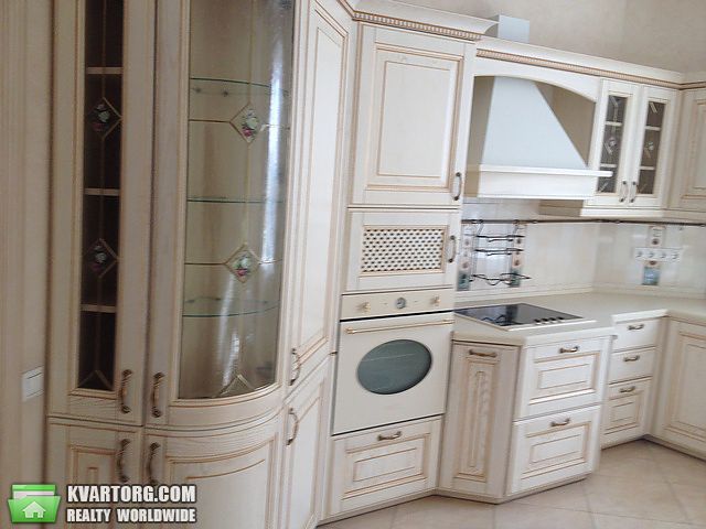 Rent out 4-room apartment. Киев,  Златоустовская — photo 4