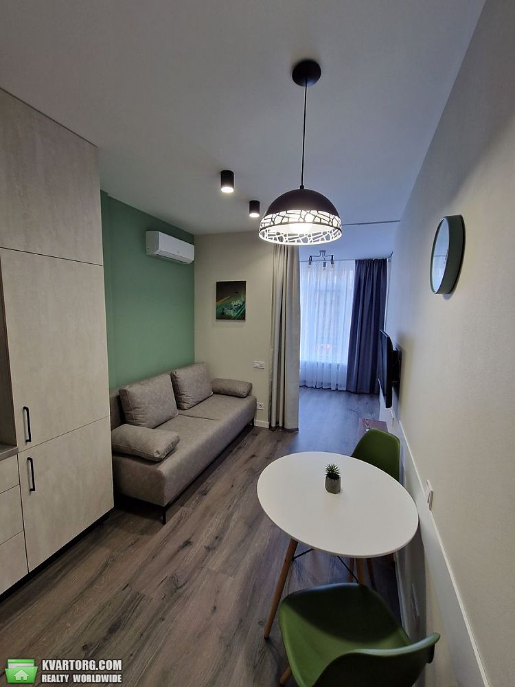 Rent out 1-room apartment. Киев, Любомира Гузара — photo 1