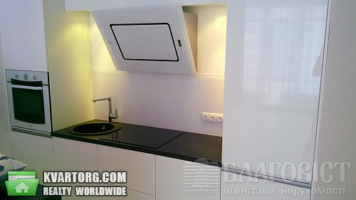 Sell 2-room apartment. Киев, Щорса — photo 5