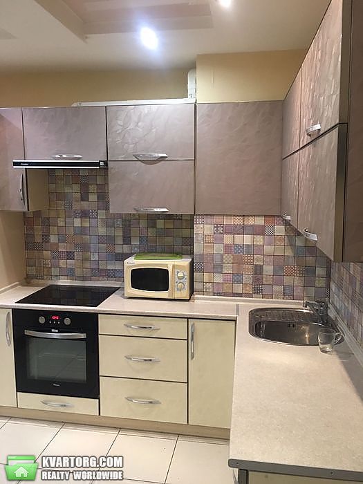 Rent out 1-room apartment. Киев, Лисковская — photo 2