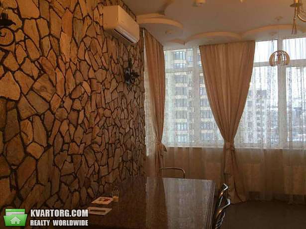 Rent out 3-room apartment. Киев, Чорновола — photo 10